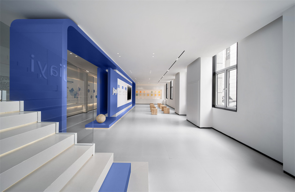 现代极简风JIAYI柔版企业展厅装修设计方案(图4)