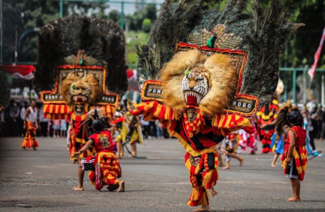 Tari Reog Ponorogo: Pesona Seni Budaya Tradisional Indonesia